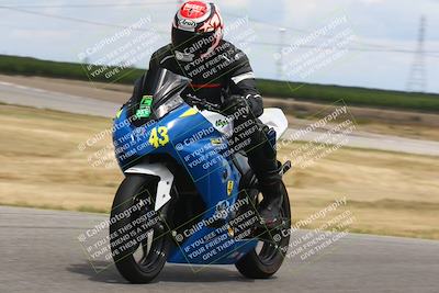 media/Apr-26-2024-TrackDaz (Fri) [[c4b677d280]]/C Group/140pm (Wheelie Bump)/